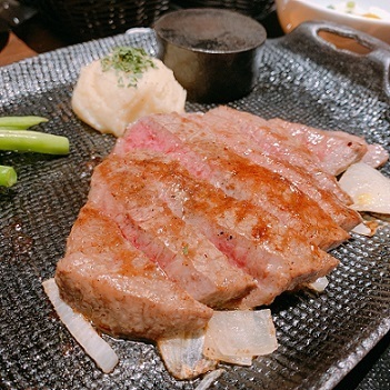 A4B79988-5135-46A5-BB81-7C5A5EFA7EC7.jpeg